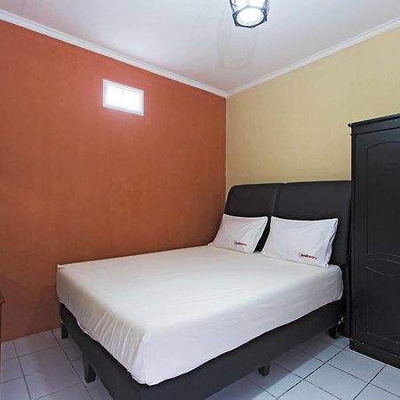 Reddoorz @ Pesanggrahan Mencil Exterior foto